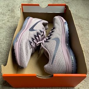 Women’s Nike Zoom All Out Low 6.5 Plum Fog